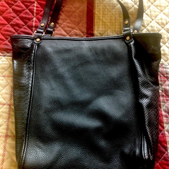 Thirty-One leather purse.  NEW - Picture 2 of 3